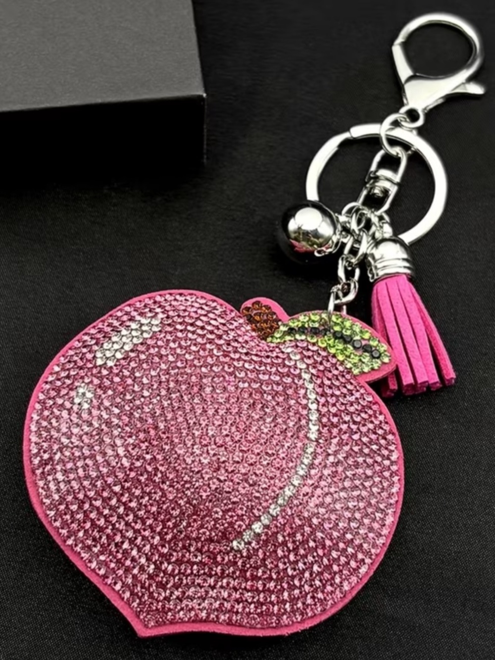 Cute Peach rhinestone keychain/purse charm! - Picture 1 of 2